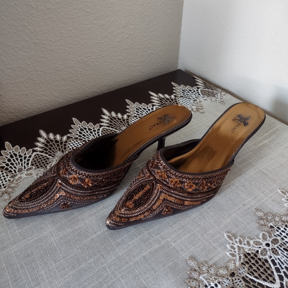 Appeal Brown Women Sequins Kitten Heeled Mules